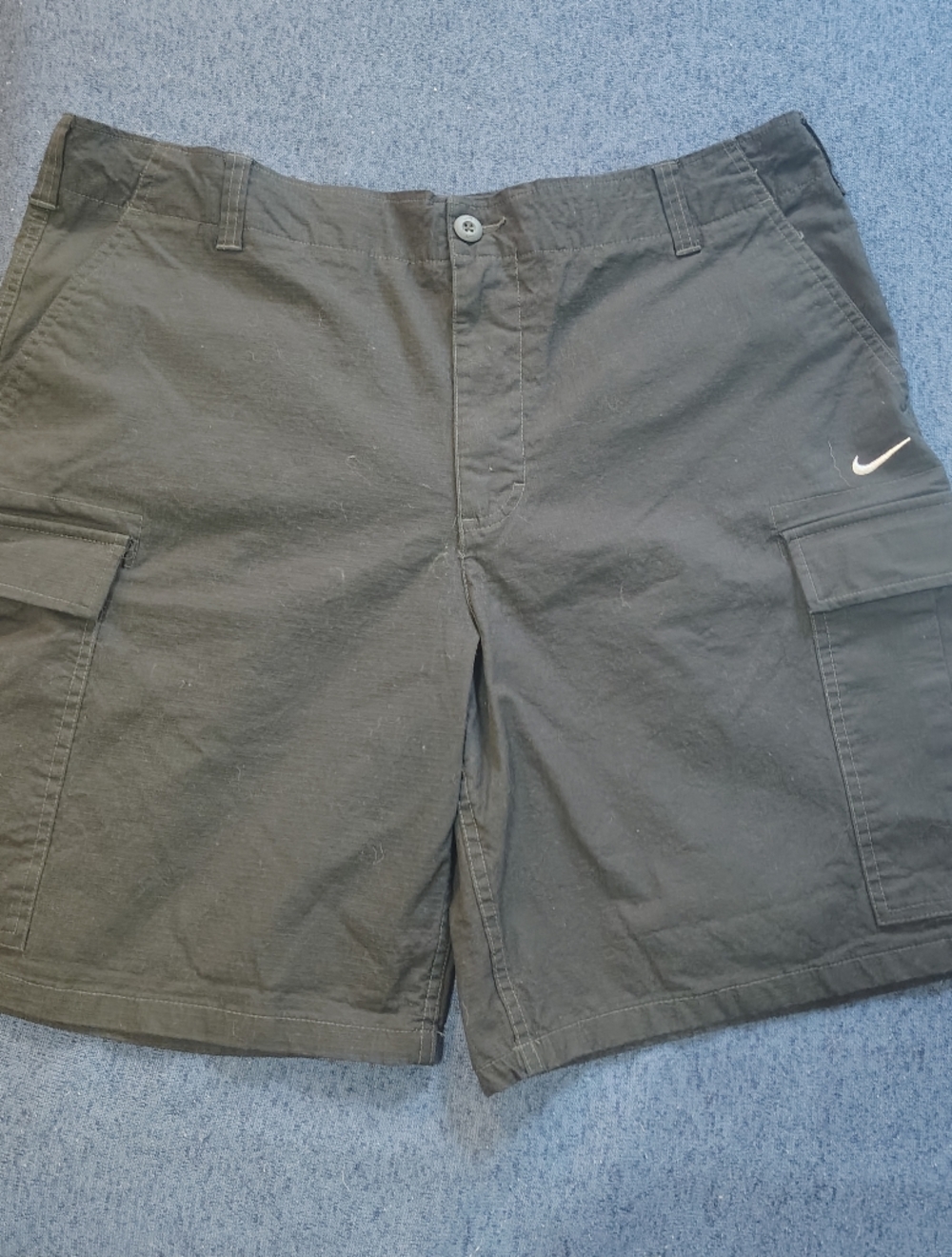 Nike Men's Black Cargo Shorts